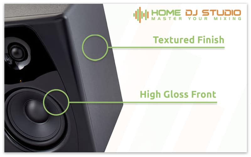 Behringer Studio USB50 Details