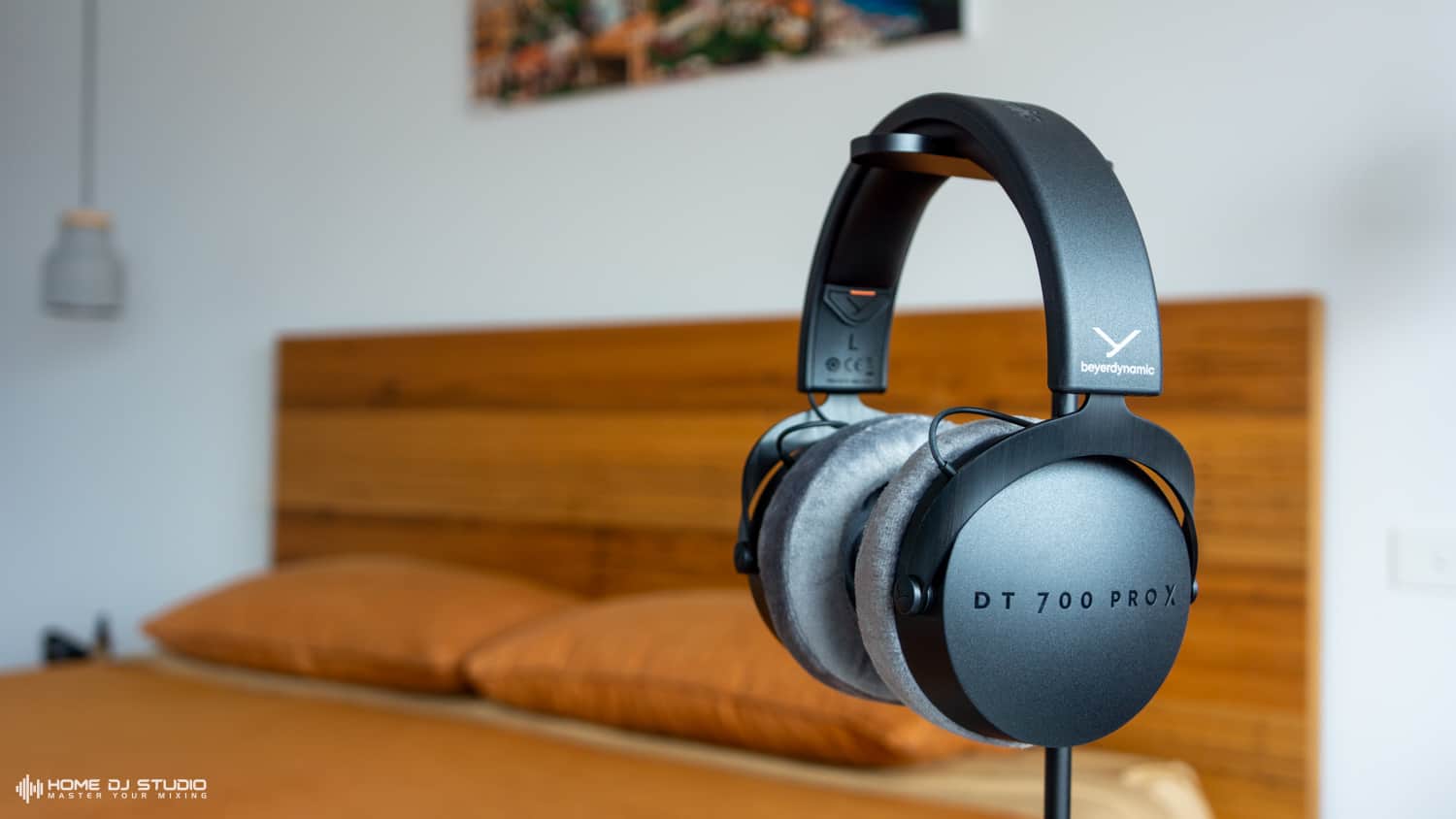 Beyerdynamic DT 700 Pro X Review