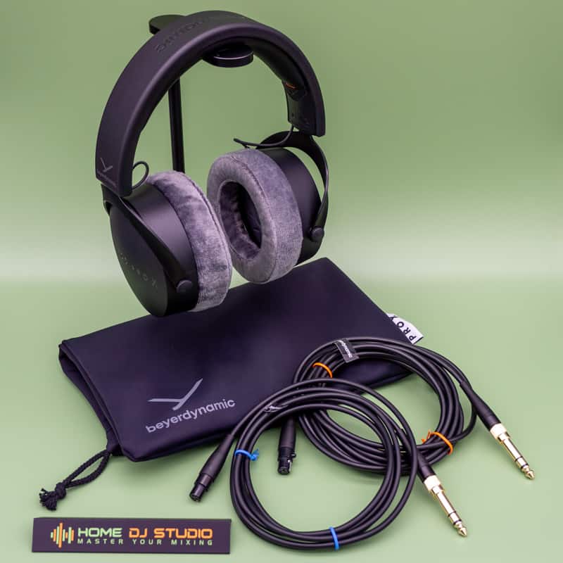 Beyerdynamic DT 700 Pro X accessories