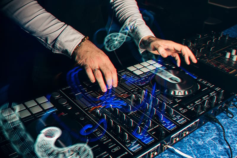 DJ mixing on a 4 channel DJ controller