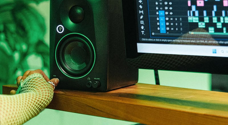 Mackie CR5BT Tone Control.