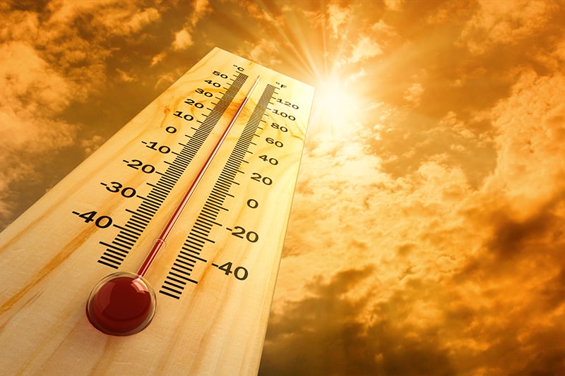 Thermometer in the sunshine.