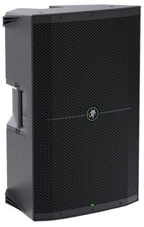 Three quarter view of the Mackie Thump215XT.