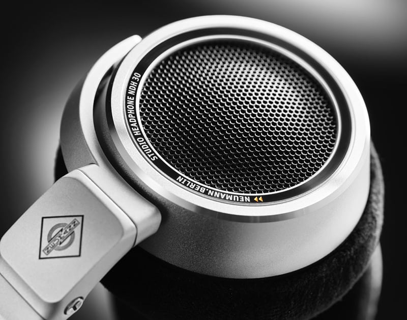 Neumann NDH 30 Earcups.