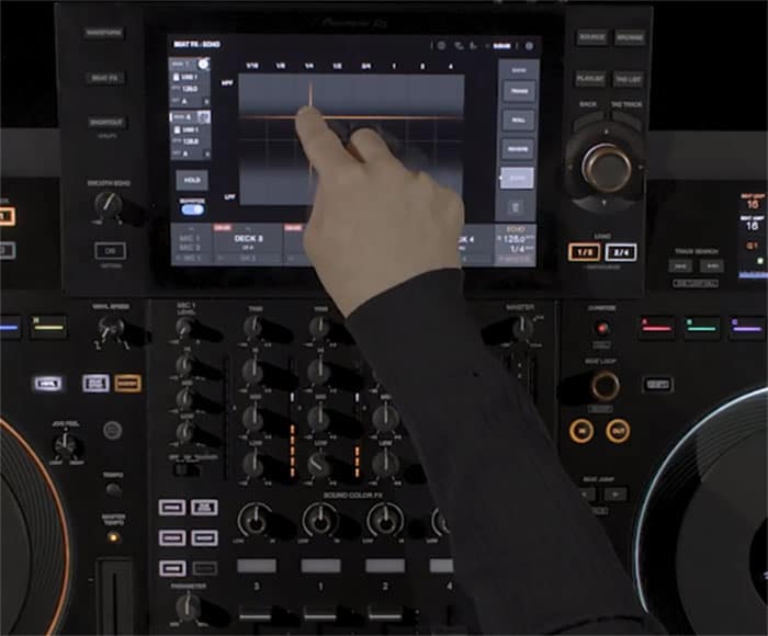 Pioneer DJ OPUS-QUAD XY-Pad FX Controls.
