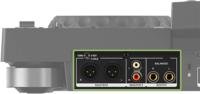 Pioneer XDJ-RX3 Master output options.