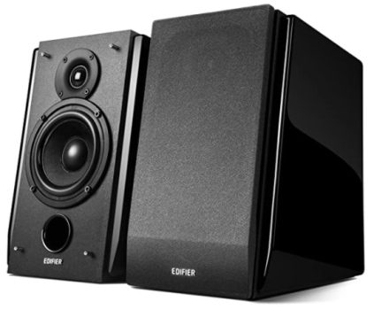 Three quarter view of the Edifier R1850DB speakers