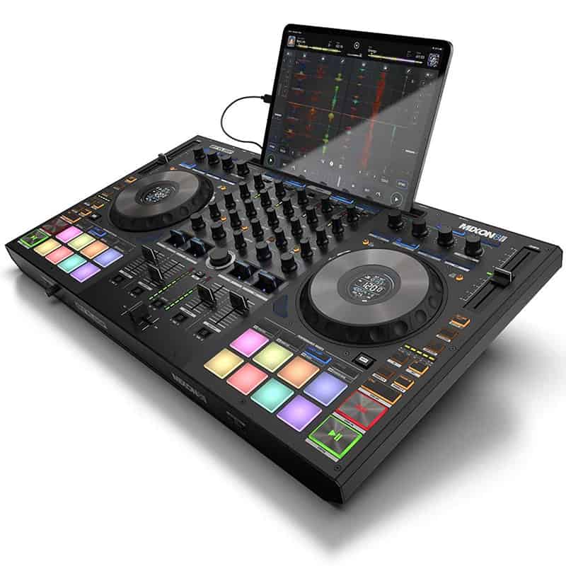 Three-quarter view of the Reloop Mixon 8 Pro.