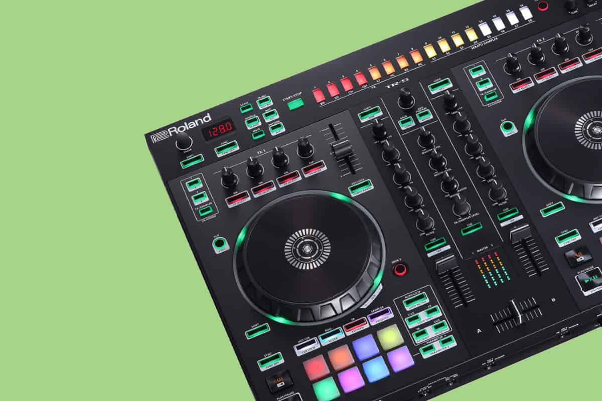 Roland DJ 505 Review – Blur The Line Between DJ and Producer