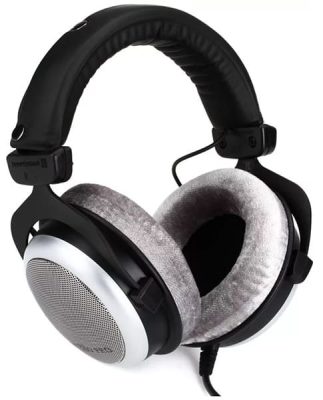Three quarter view of the Beyerdynamic DT 880 Pro headphones.