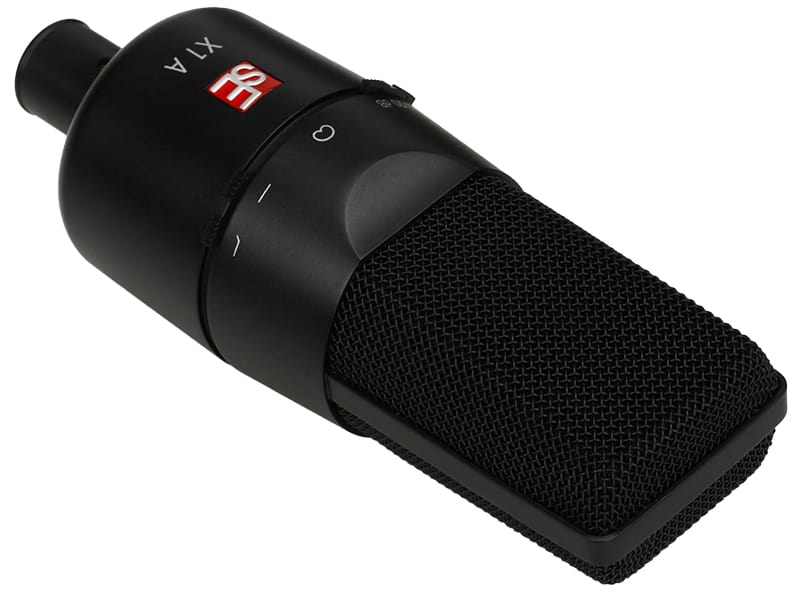 Three-quarter view of the sE Electronics X1 A microphone.