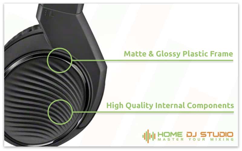 Sennheiser HD 200 Pro Details.