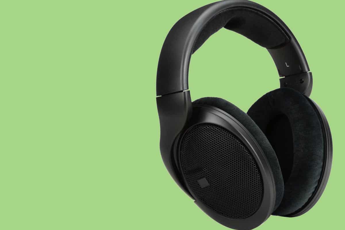 Sennheiser HD 400 Pro Review – Outstanding Audio Performance