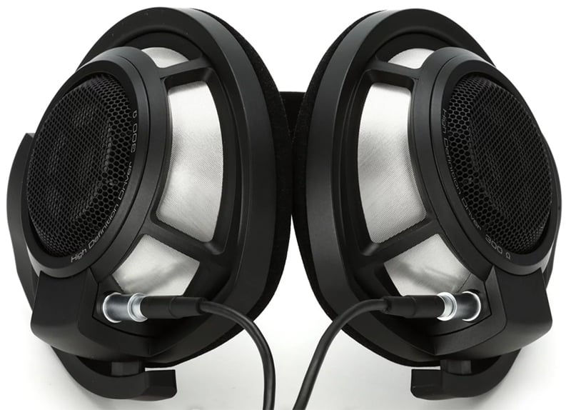 Bottom view of the Sennheiser HD 800 S headphones.