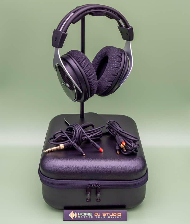 Shure SRH1540 accessories