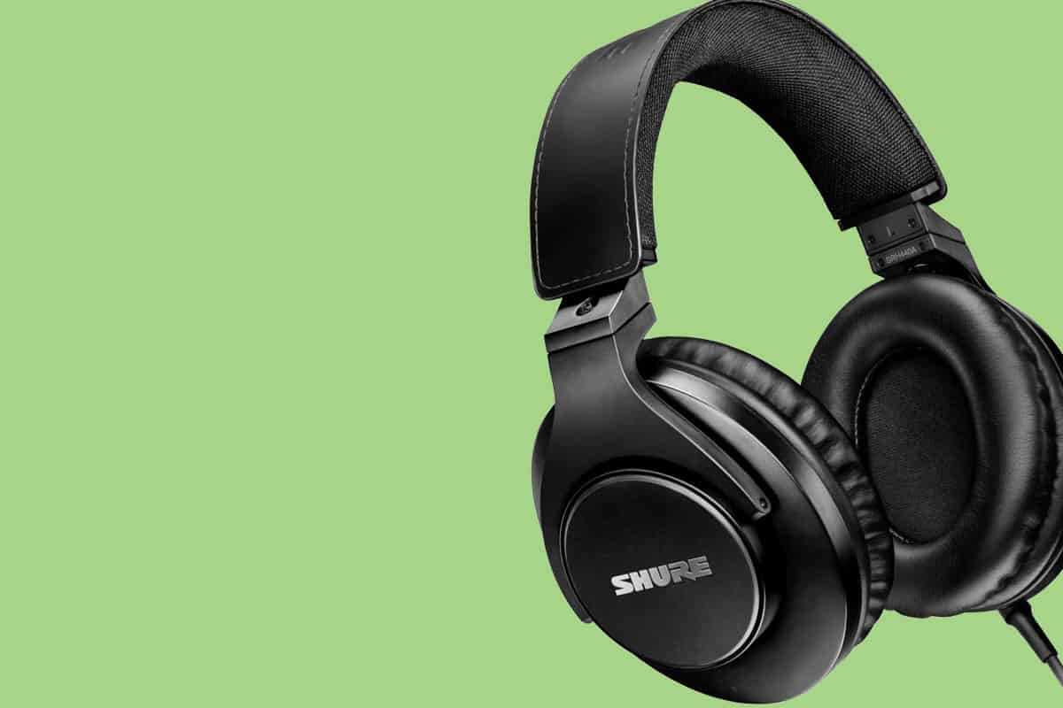 Shure SRH440A Review – Fantastic Price, Sound, And Quality