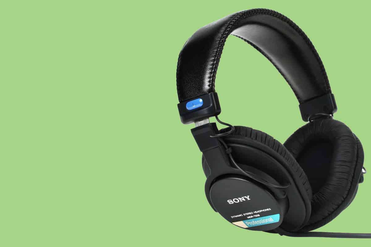Sony MDR-7506 Review – Versatile Headphones With Great Sound