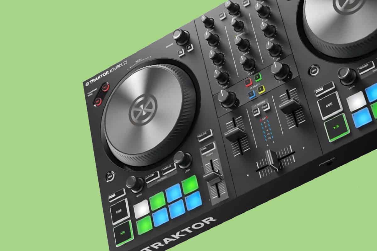 Traktor Kontrol S2 Mk3 Review – Fun To Use And iPad Ready