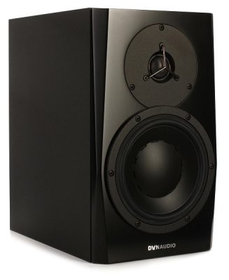 Front view of the Dynaudio LYD 7