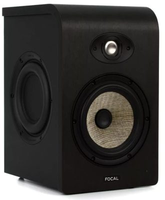 Three quarter view of the Focal Audio SHAPE 65 speaker