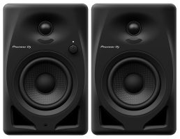Front view of the Pioneer DM-40D studio monitors.