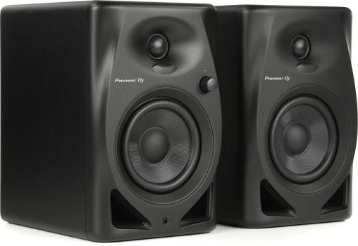 Front view of the Pioneer DM-40D
